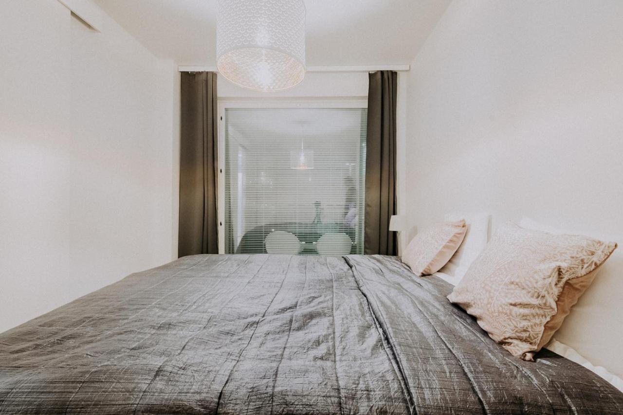 Apartment, Sleepwell, Tyynimeri With Private Parking And Optional Private Sauna Хелзинки Екстериор снимка